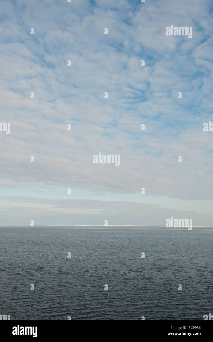 EIN EISSCHELF AM HORIZONT DER BERINGSEE NOME ALASKA Stockfoto