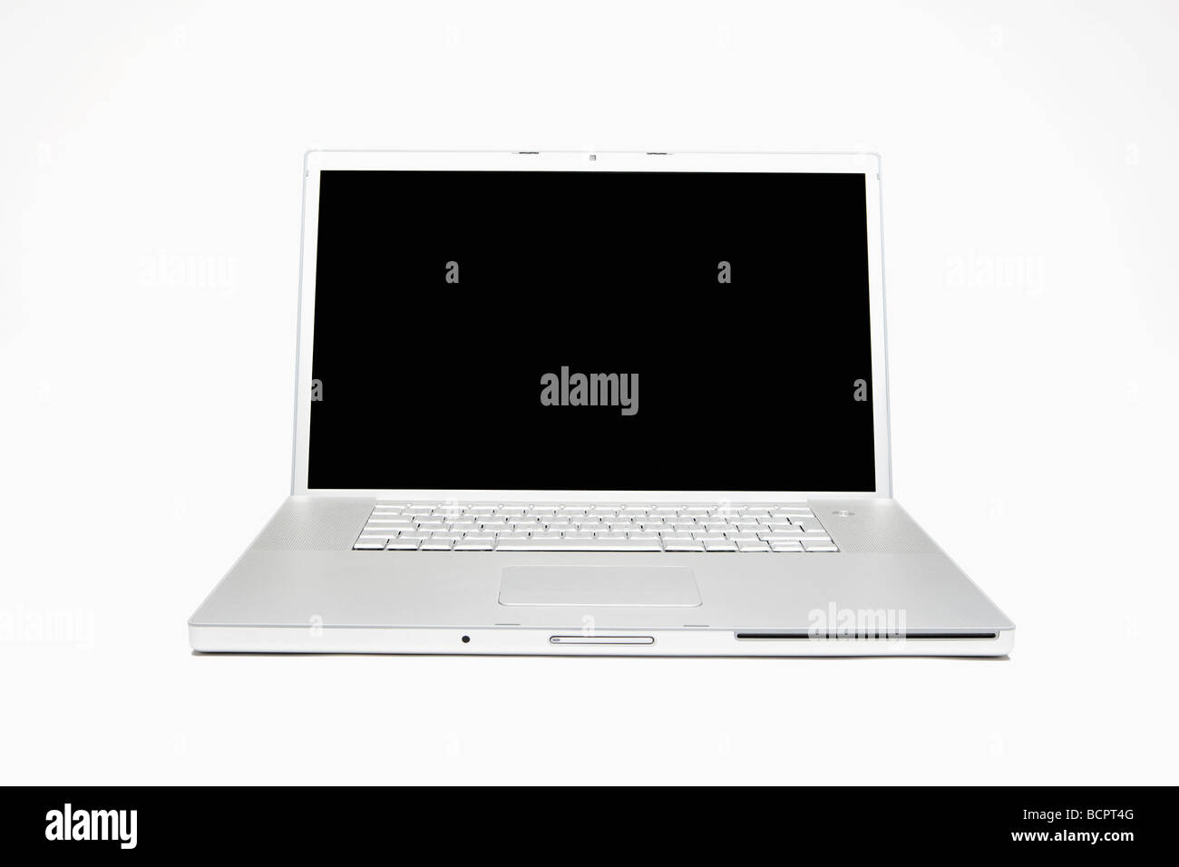Laptop-Computer isoliert auf weißem Hintergrund mit Beschneidungspfad zu öffnen Stockfoto