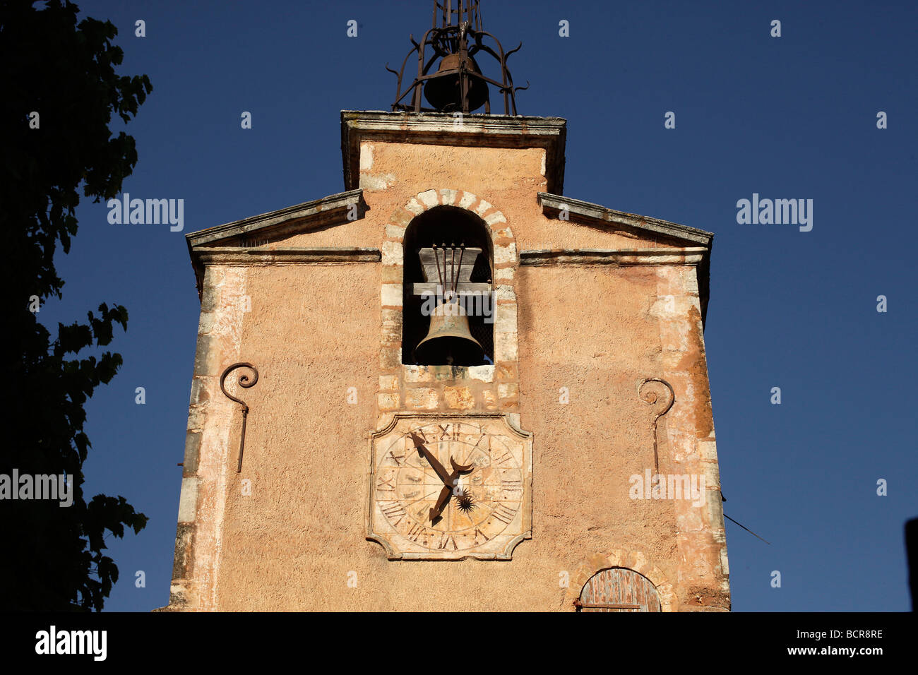 Wachturm in Roussillon Provence Frankreich Stockfoto