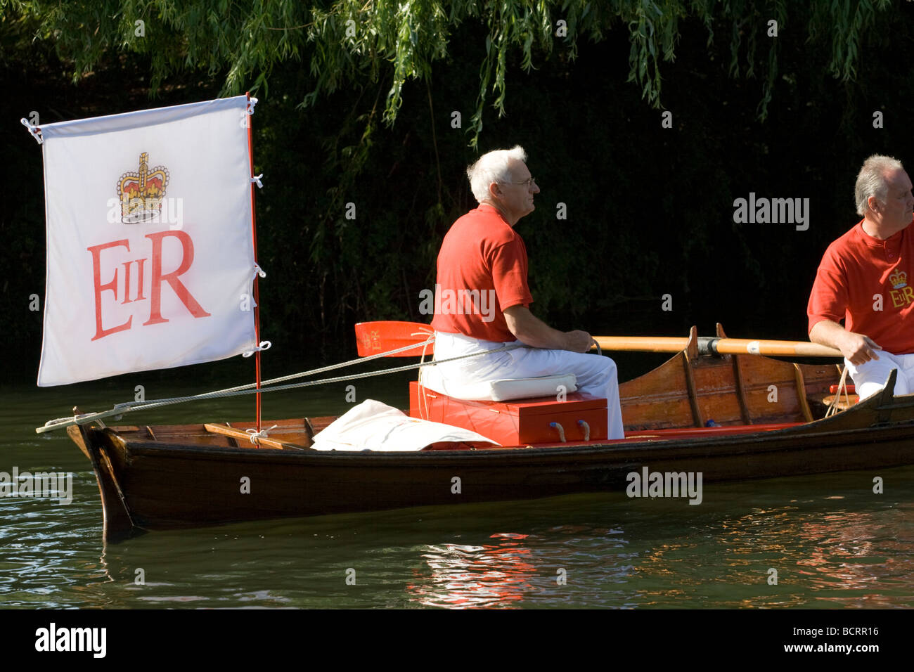 Die jährliche Swan Upping Zeremonie die Königin Elizabeth II besuchte Windsor England 20. Juli 2009 Stockfoto