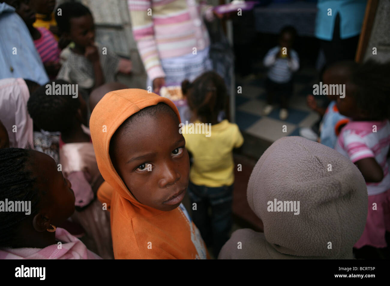 NRO in Lesotho Arbeit mit lokalen Schulen, die Kinder s Aufklärung über HIV AIDS zu verbessern Stockfoto