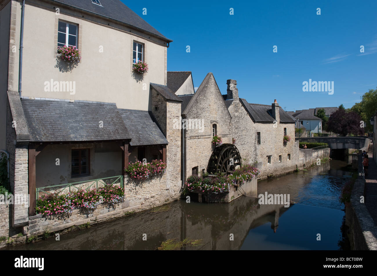 Wasser Mühle am Fluss Aure in Bayeux, Calvados, Basse-Normandie, Frankreich Stockfoto