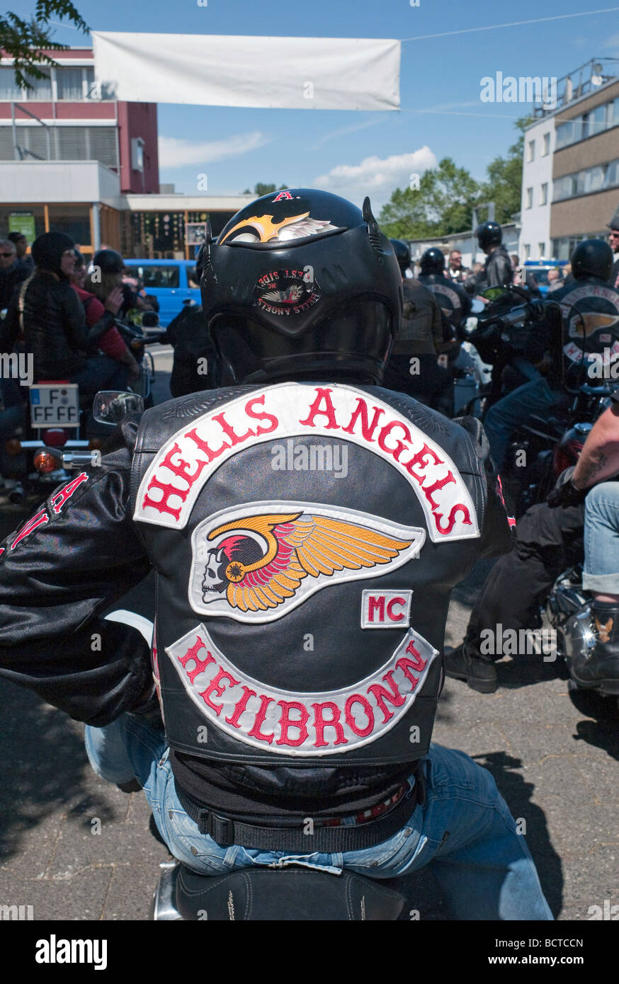 Ein Mitglied der Hells Angels Motorcycle Club Stockfoto