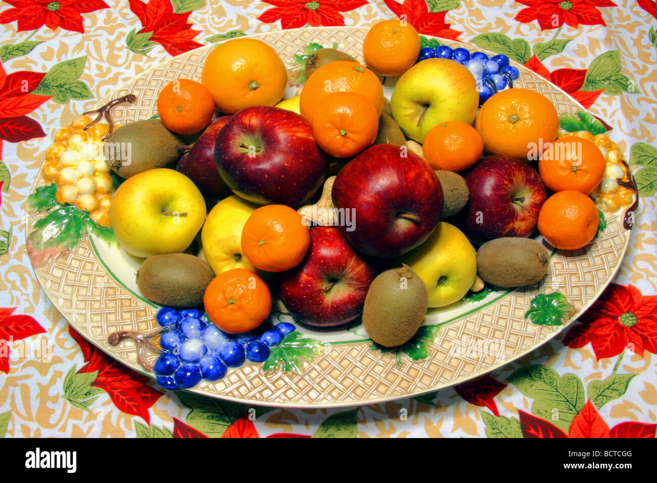 Obst im Winter. Stockfoto