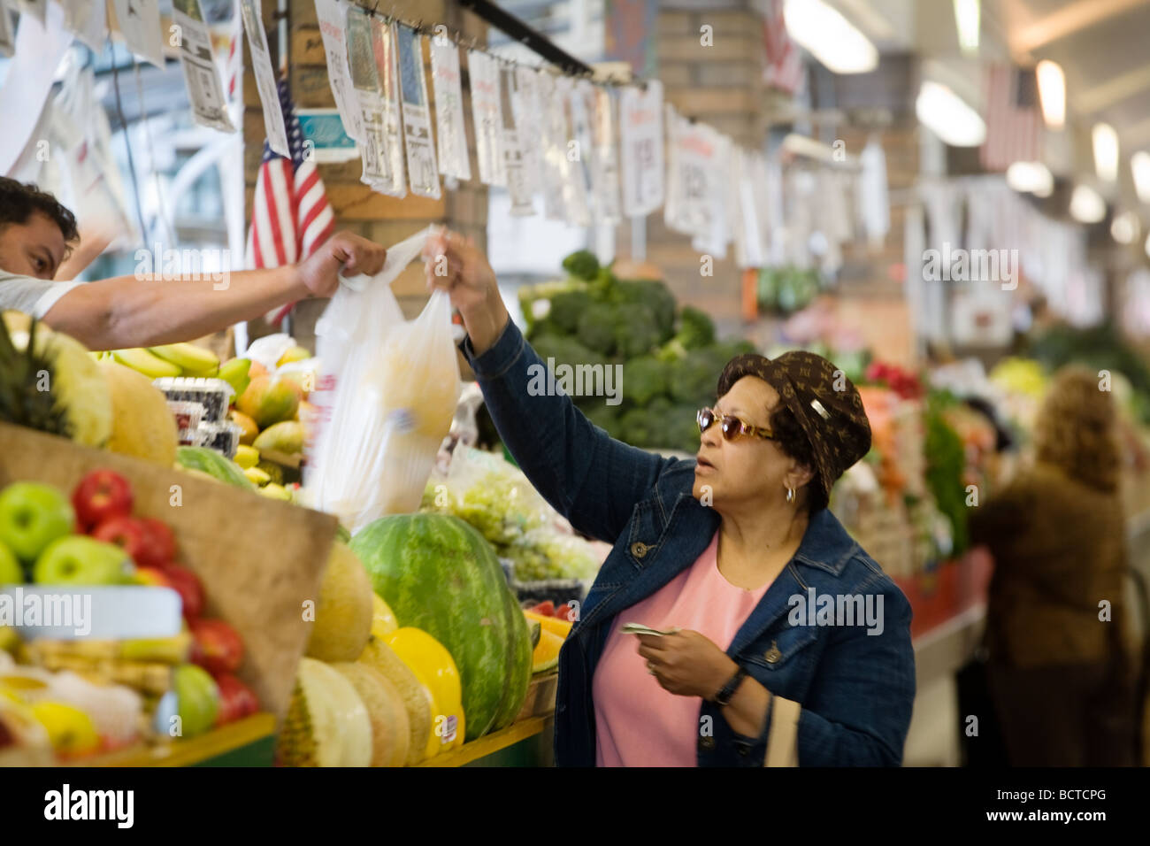 Frische Produkte auf Westseite Markt in Cleveland Ohio Stockfoto