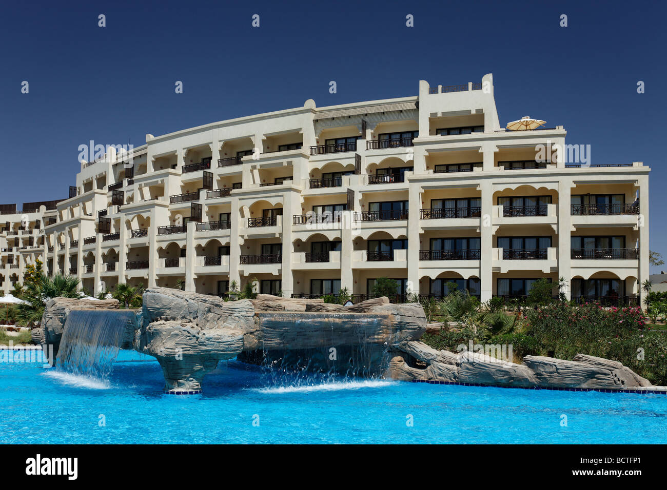 Wasserfall, Schwimmbad, Steigenberger Al Dau Beach Resort, Hurhada, Ägypten, Rotes Meer, Afrika Stockfoto
