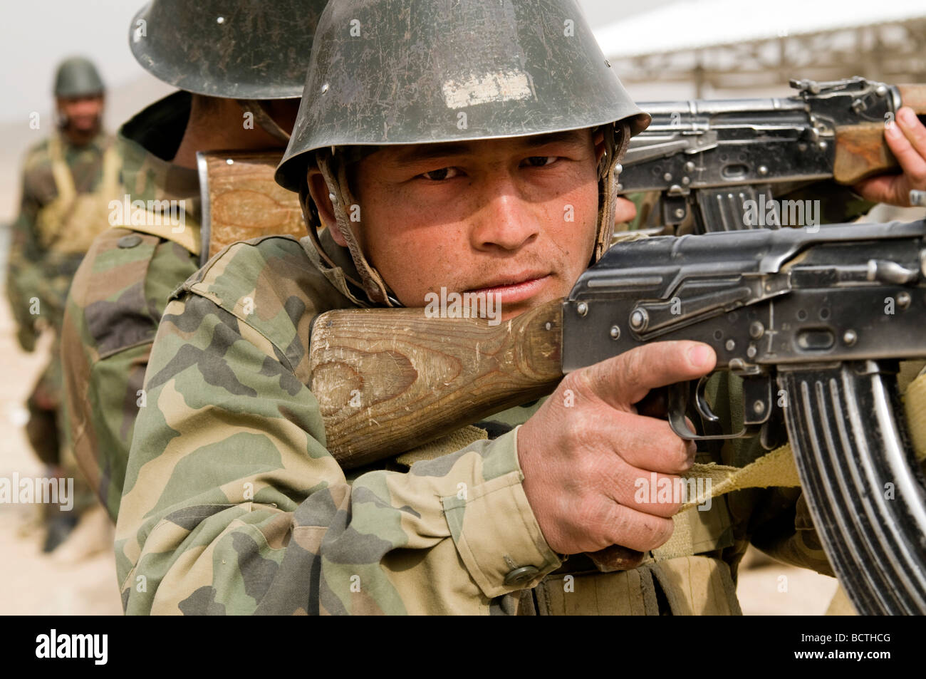 Afghanische Nationalarmee Rekruten in der Ausbildung an der Kabul Military Training Center Stockfoto