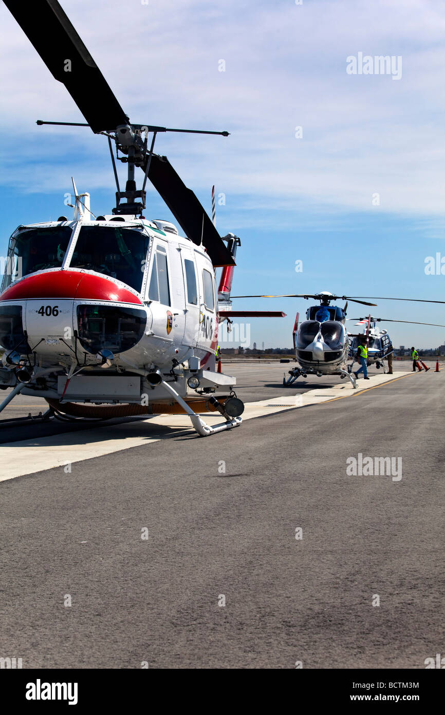 Luft Rettungshubschrauber @ emergency Responders Spezialoperationen training mit CAL FIRE, California Highway Patrol, AMR & EMT Stockfoto