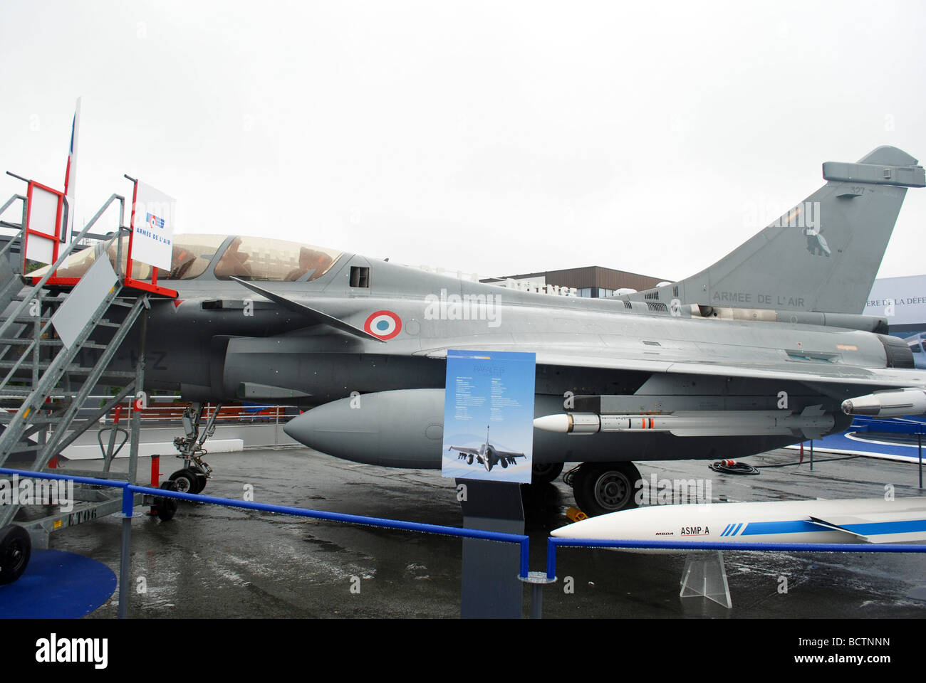 Die Dassault Rafale B ein französischen Zwilling engined Deltaflügel sehr agile Multi Rolle Jagdflugzeug entworfen und gebaut von Dassault Stockfoto