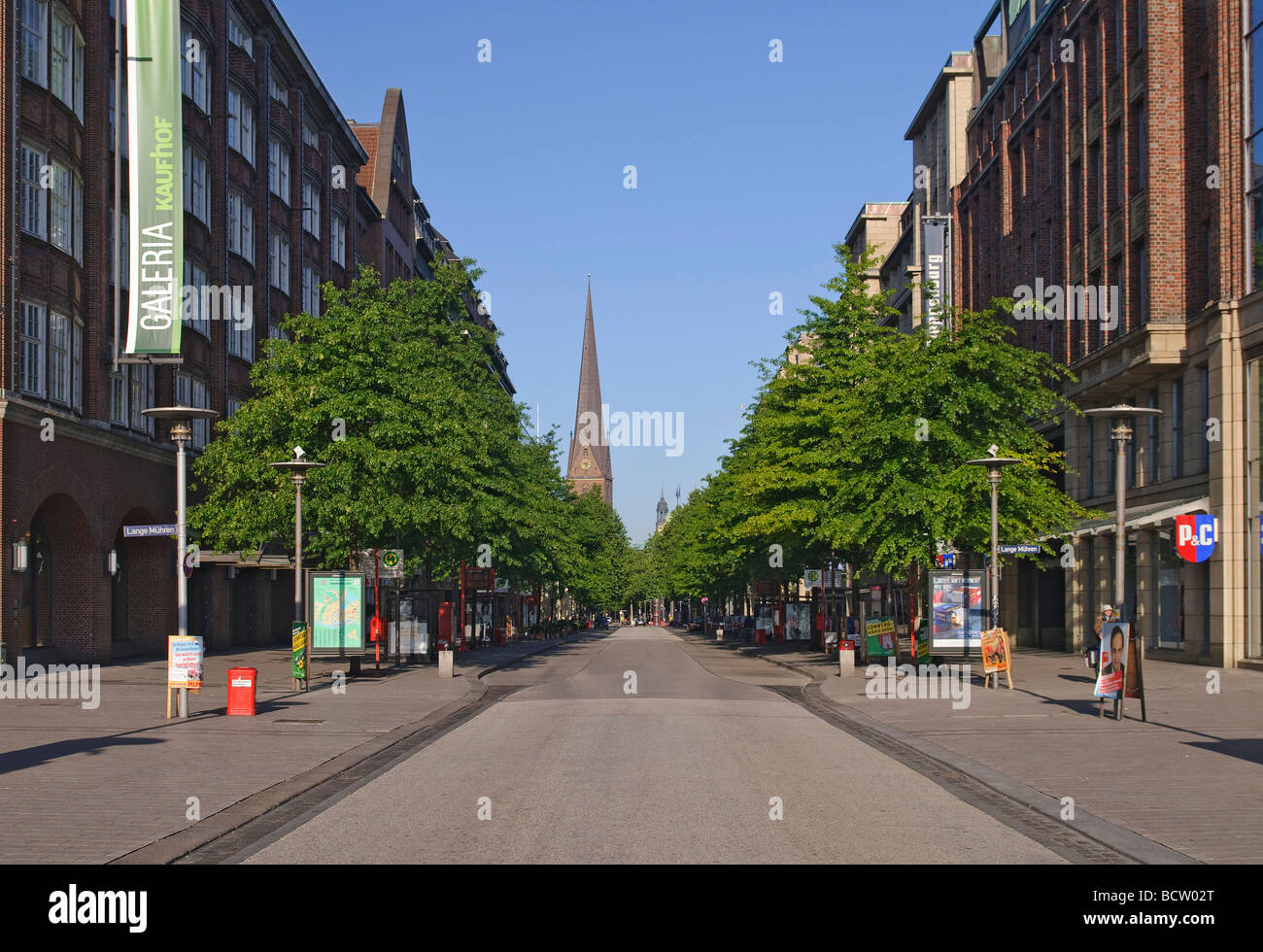 Einkaufsstraße Mönckebergstraße in der Innenstadt von Hamburg, Deutschland, Europa Stockfoto