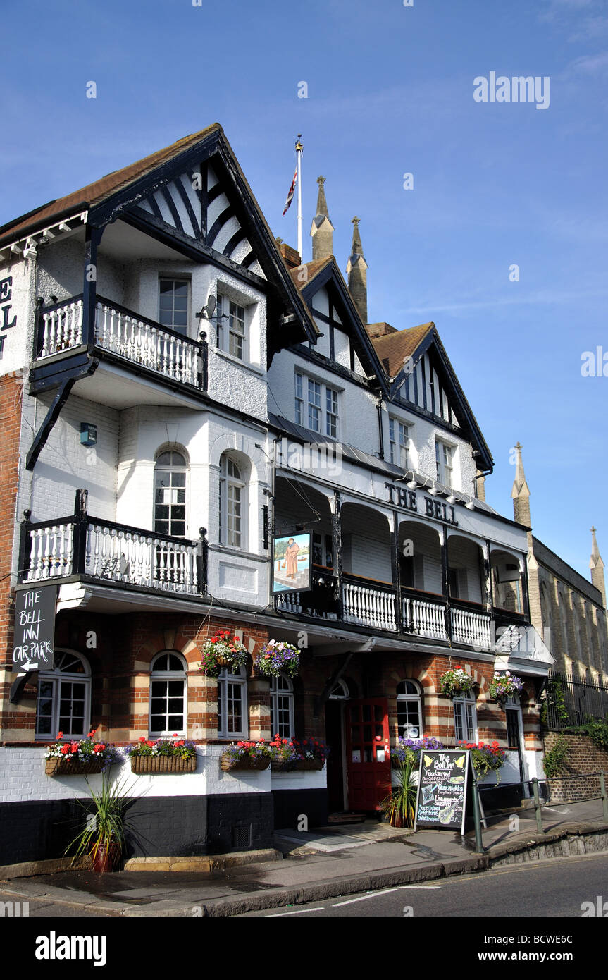 Die Bell Inn, Thames Street, Hampton, London Borough of Richmond upon Thames, Greater London, England, Vereinigtes Königreich Stockfoto