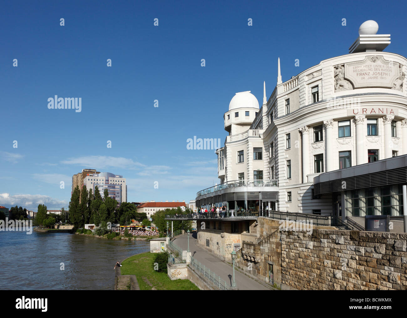 Urania, Donaukanal, Mündung des Flusses Wien, Wien, Österreich, Europa Stockfoto Urania, Donaukanal, Mündung des Flusses Wien, Wien, Österreich, Europa Stockfoto