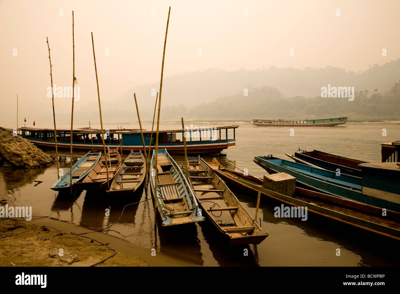 Boote auf dem Mekong, Luang Prabang, Laos Stockfoto