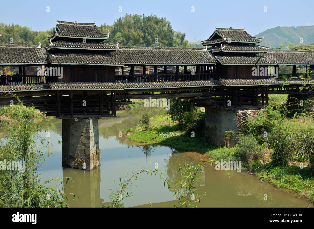 Wenig Chenyang Wind und Regen Brücke Sanjiang Guangxi China Stockfoto