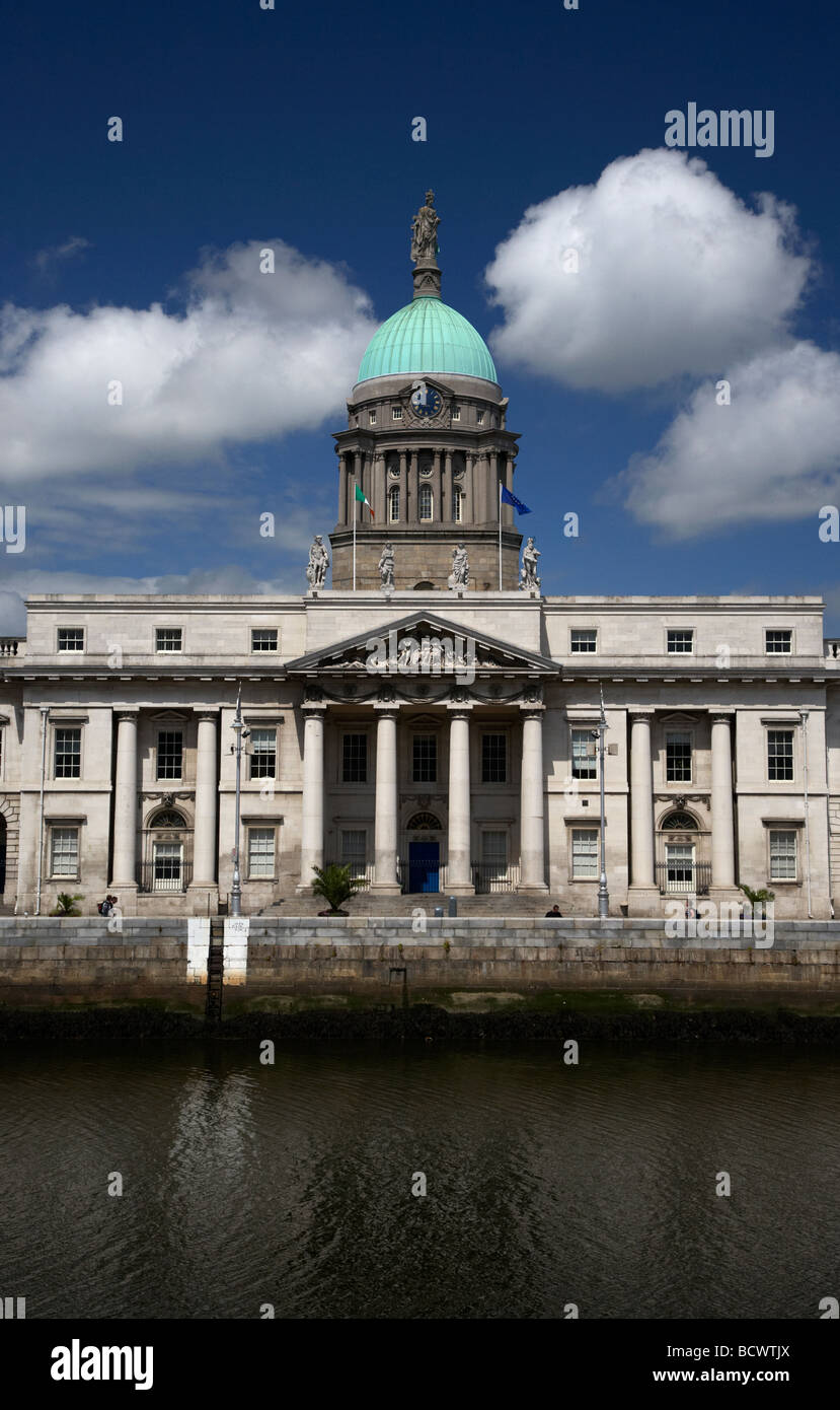 Das custom House auf den Fluss Liffey in Dublin City Centre Republik von Irland Stockfoto