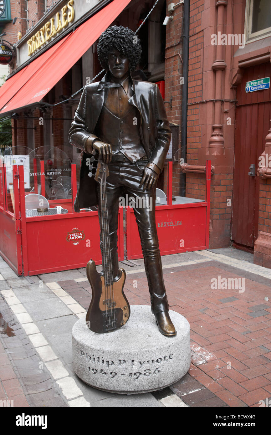 Statue von thin Lizzy-Gitarrist und Sänger Phil Lynott in Dublin City centre Republik Irland Stockfoto