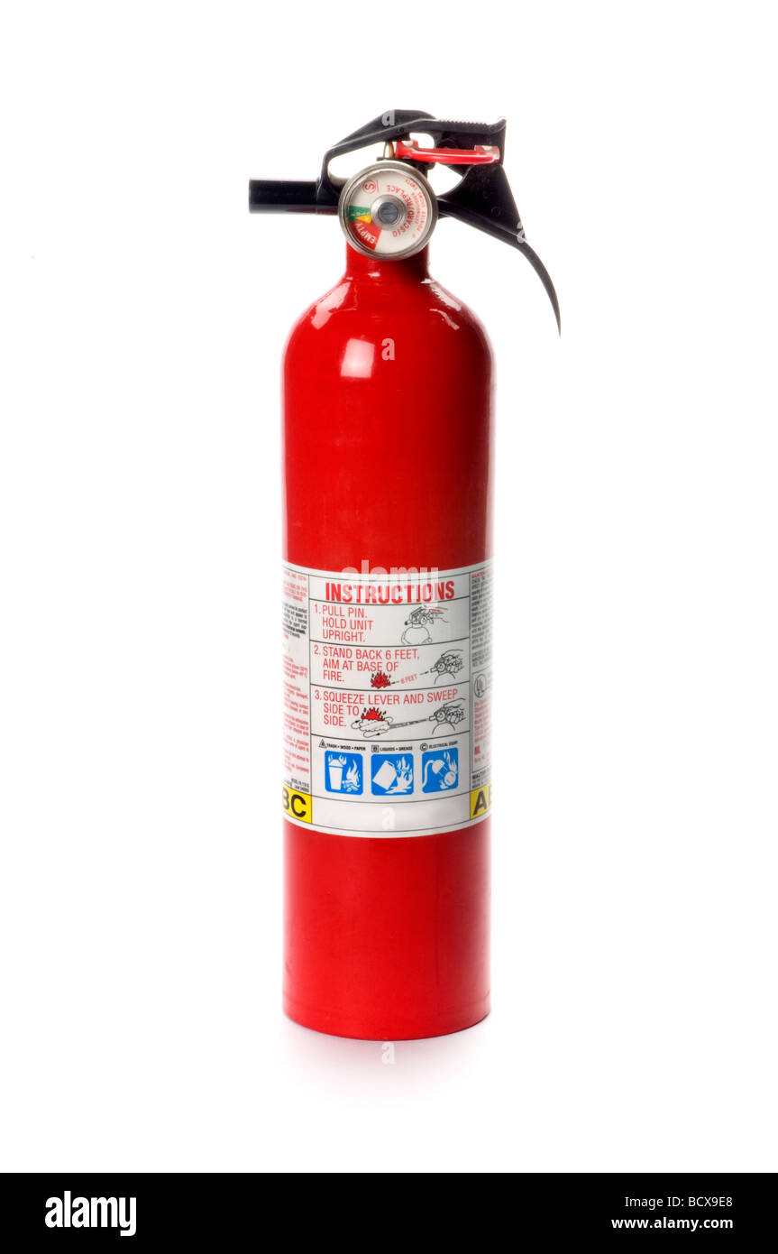 Alten Schaum Spray Feuerlöscher auf weißem Hintergrund Stockfotografie -  Alamy