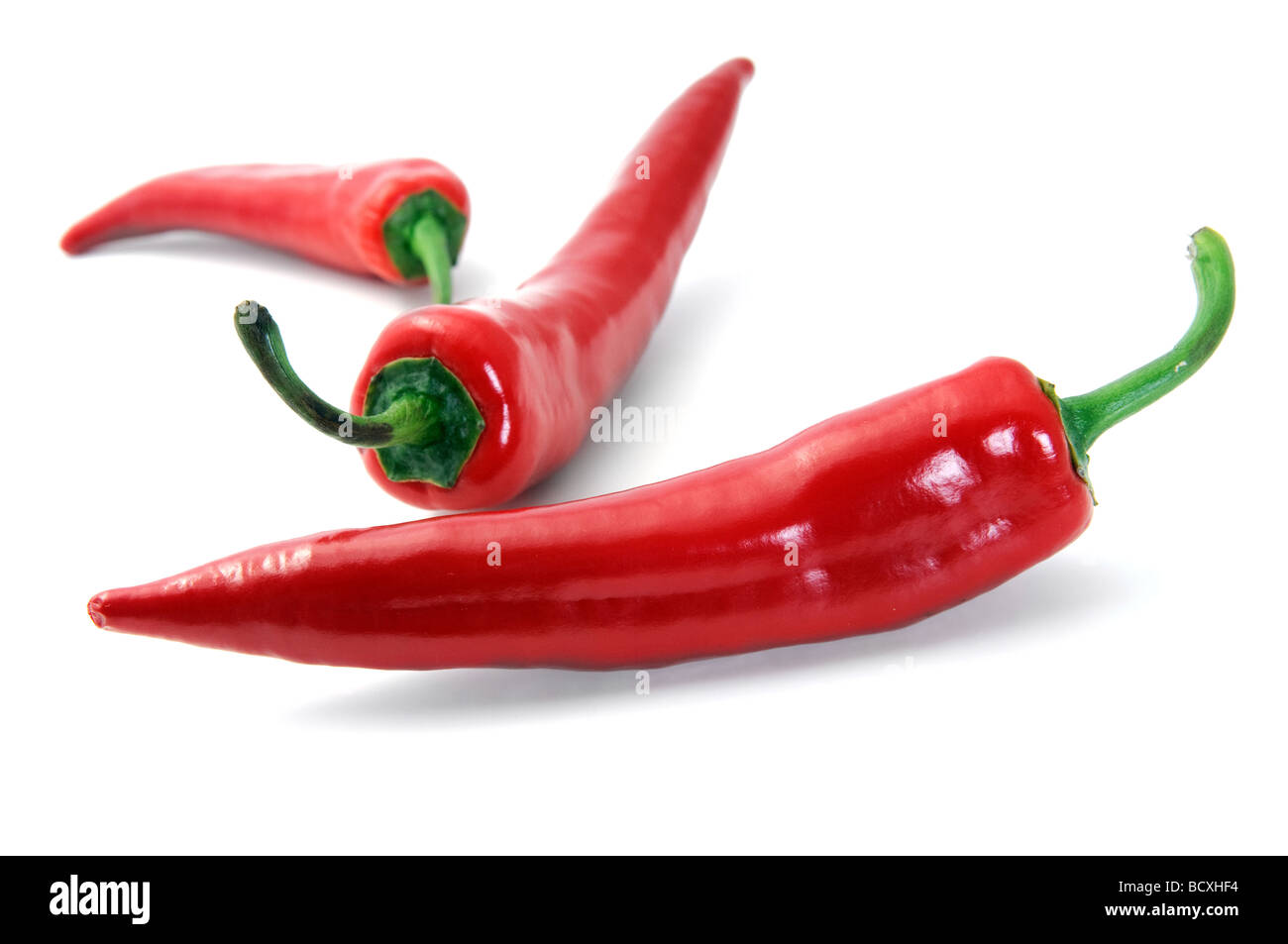 Red hot Chili peppers auf weiß Stockfoto