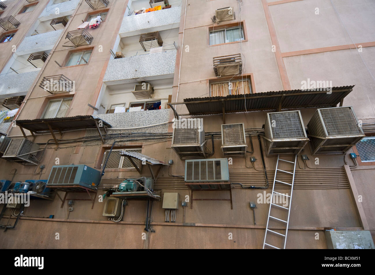 Klimaanlagen in Dubai Stockfoto