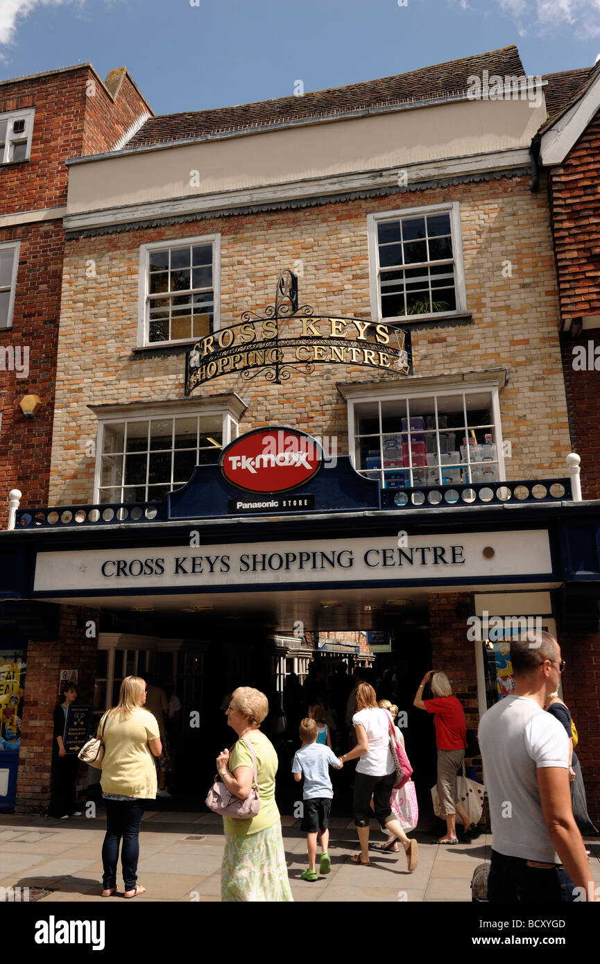 Cross Keys Einkaufszentrum Queen Street Salisbury Stockfoto