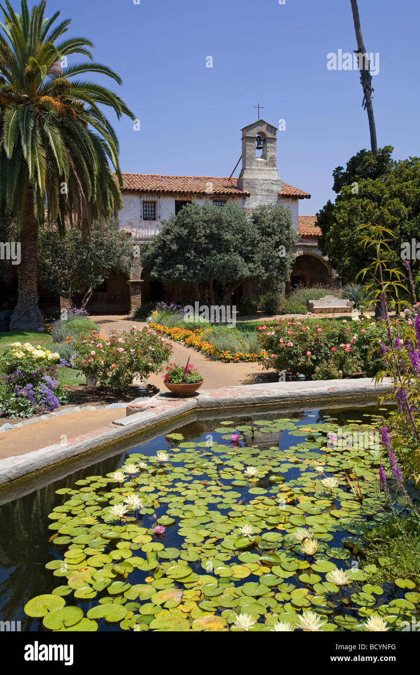 Innenhof, Mission San Juan Capistrano, historische Innenstadt von San Juan Capistrano, Orange County, Kalifornien, USA Stockfoto