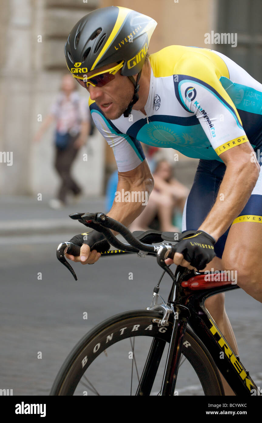 Lance Armstrong startet die letzte Etappe der Tour von Italien 2009 Stockfoto