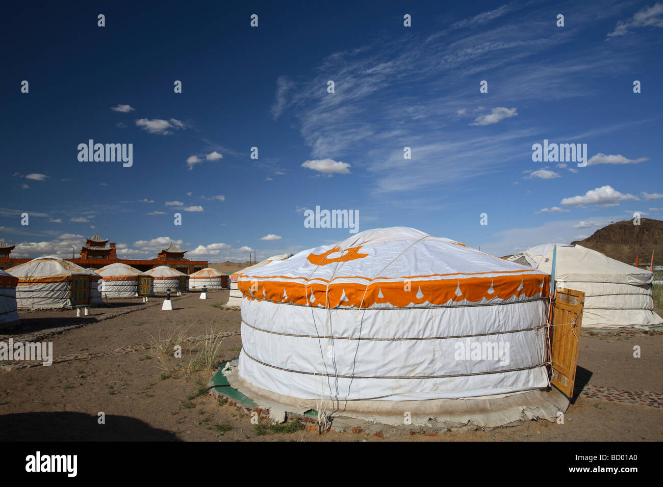 Traditionelle Gers eine touristische camp, Wüste Gobi, Mongolei Stockfoto