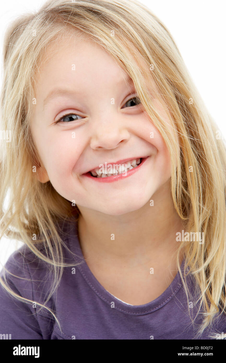 Portrait Of Smiling 4 jährige Mädchen Stockfoto