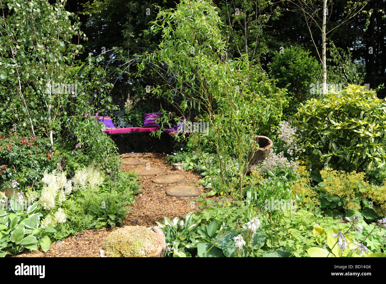 Ecke des Schaugarten im RHS Flower show Taton Park Knutsford Cheshire Stockfoto