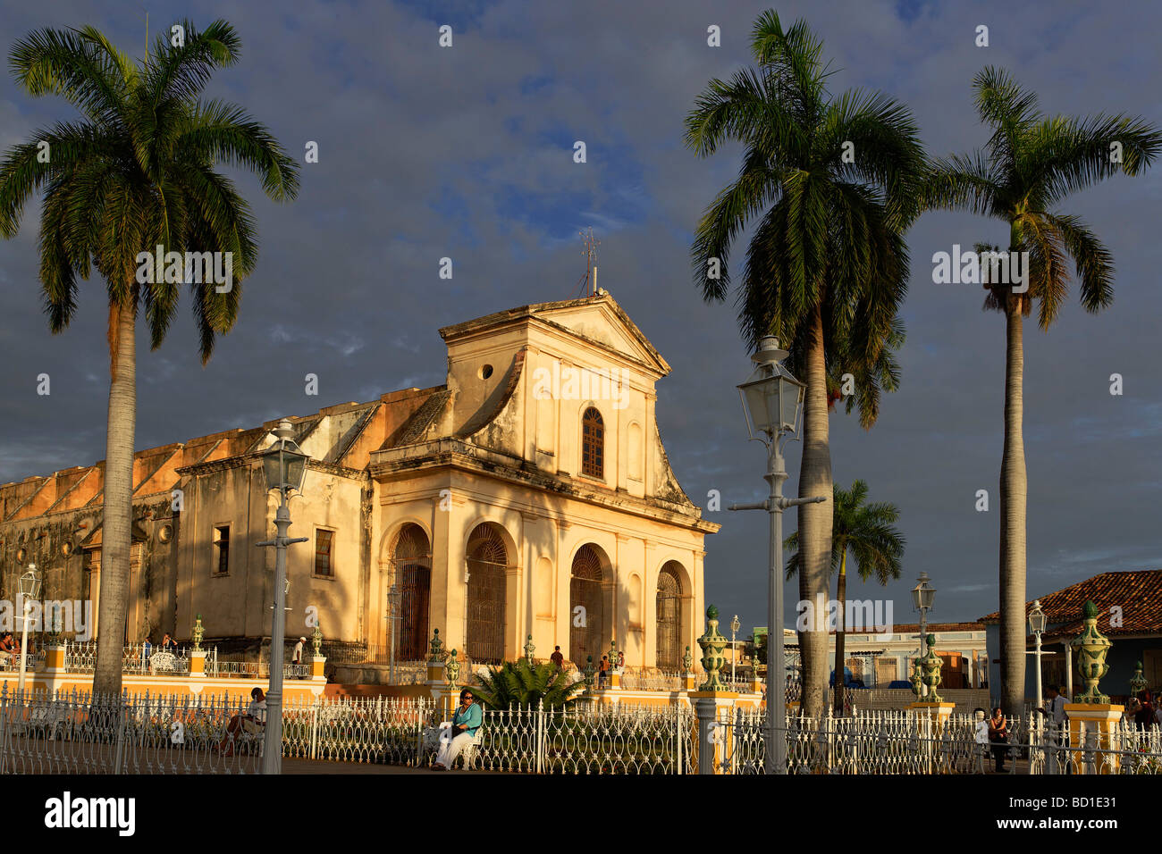 Iglesia Parroquial De La Santisima Trinidad am Plaza Mayor Trinidad Sancti Spiritus Kuba West Indies Stockfoto