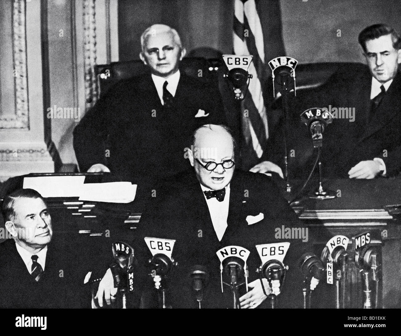 WINSTON CHURCHILL Adresse den US-Kongress 26. Dezember 1941. Rechts ist Vizepräsidenten Henry Wallace Stockfoto