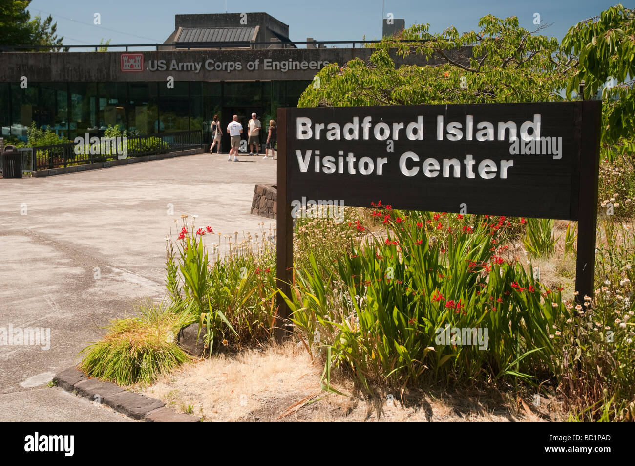Bradford Insel Besucherzentrum Bonneville Lock and Dam Columbia River Gorge Scenic Area Oregon USA Stockfoto Bradford Insel Besucherzentrum Bonneville Lock and Dam Columbia River Gorge Scenic Area Oregon USA Stockfoto
