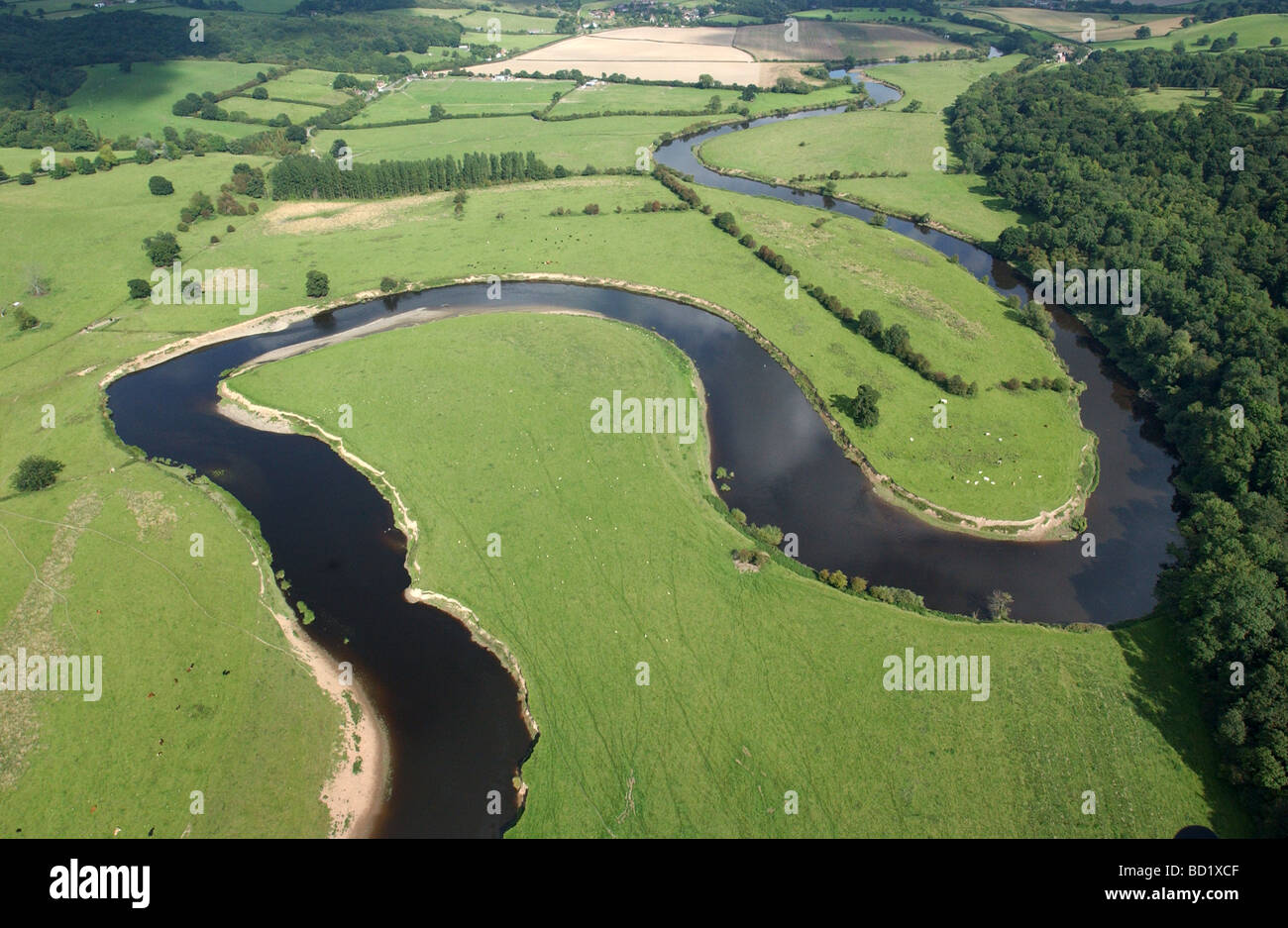 Luftaufnahme des Flusses Severn windet sich durch Leighton in Shropshire Stockfoto