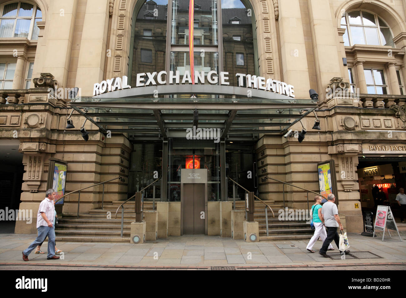 Fassade von der royal Exchange Theatre auf St Annes Platz Manchester uk Stockfoto