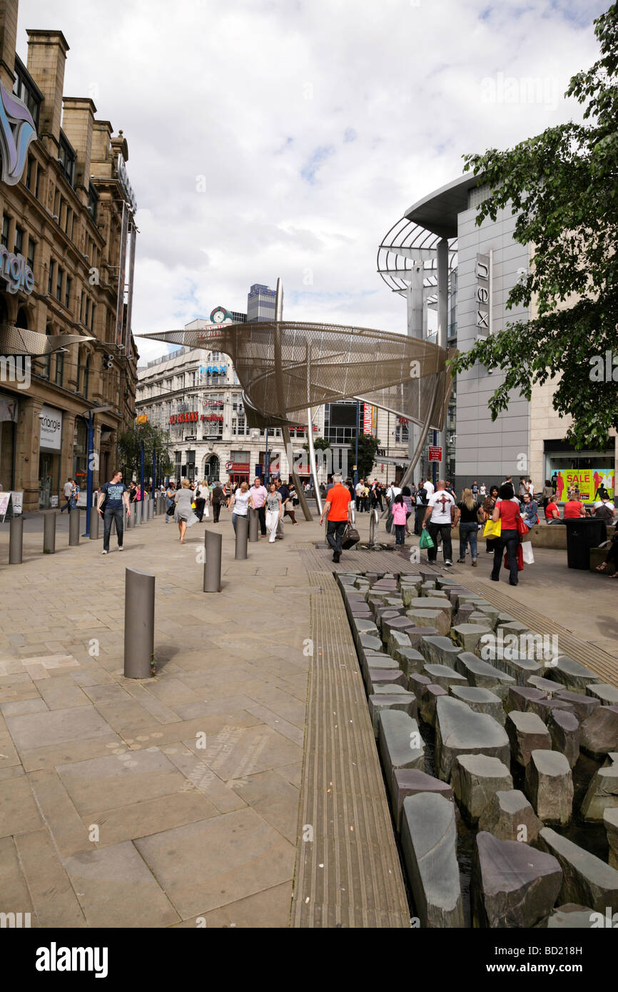 Fassade des Einkaufszentrums Dreieck regeneriert, nachdem eine Bombe der Ira 1996 tauschen Platz Manchester uk Stockfoto Fassade des Einkaufszentrums Dreieck regeneriert, nachdem eine Bombe der Ira 1996 tauschen Platz Manchester uk Stockfoto