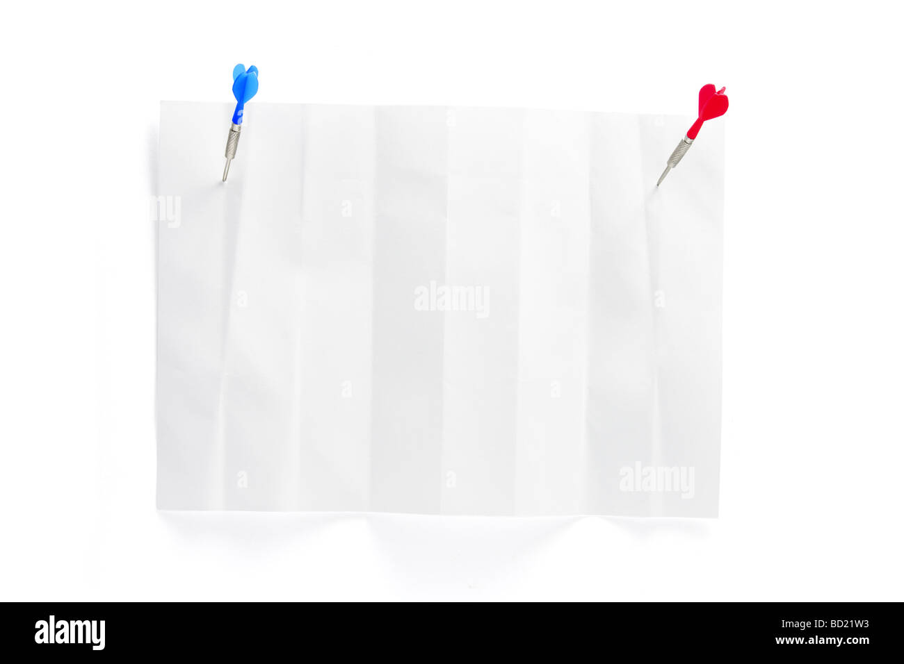 Papier mit Darts Stockfoto