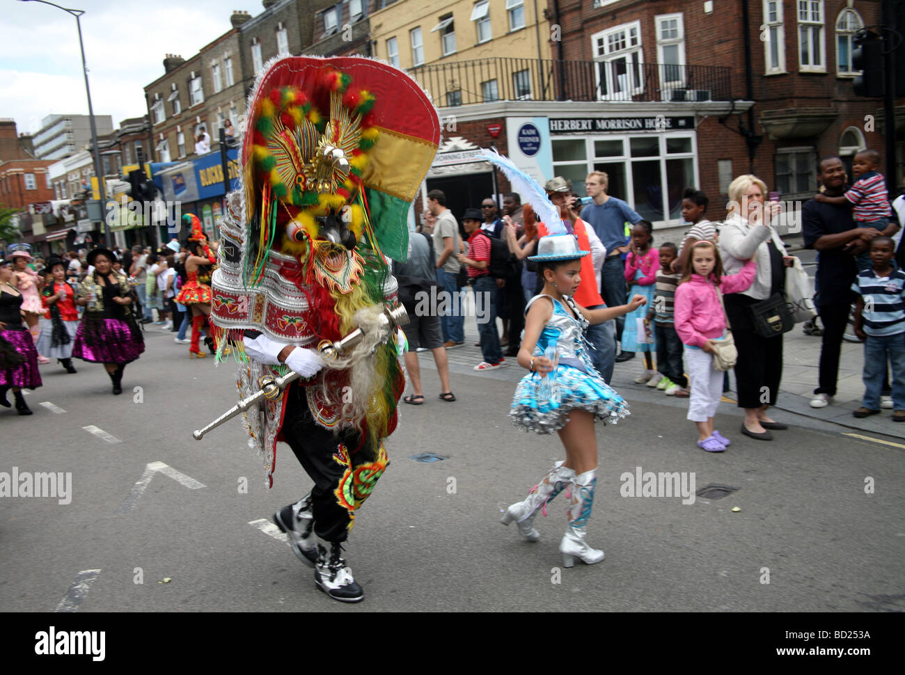 Tänzer an der Carnaval Del Pueblo-London Stockfoto