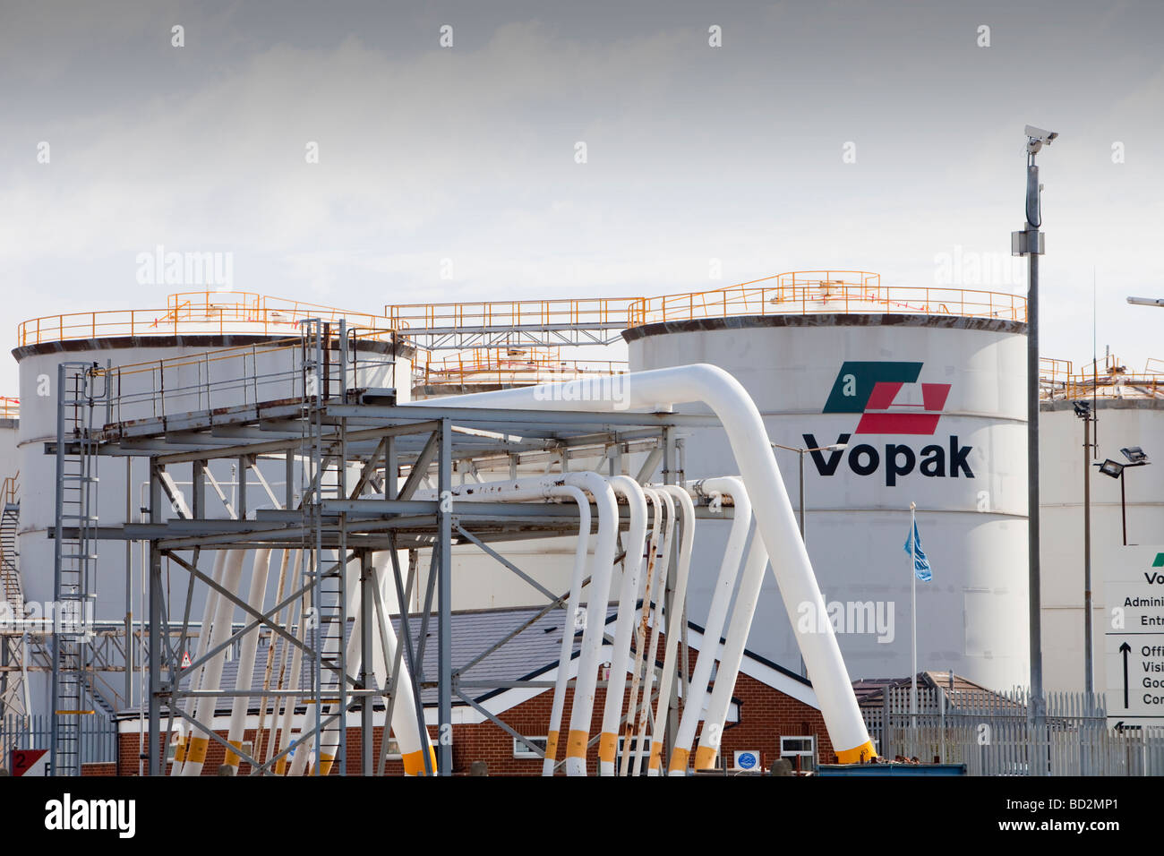 Öl-Lagerhalle auf Teeside, UK. Stockfoto