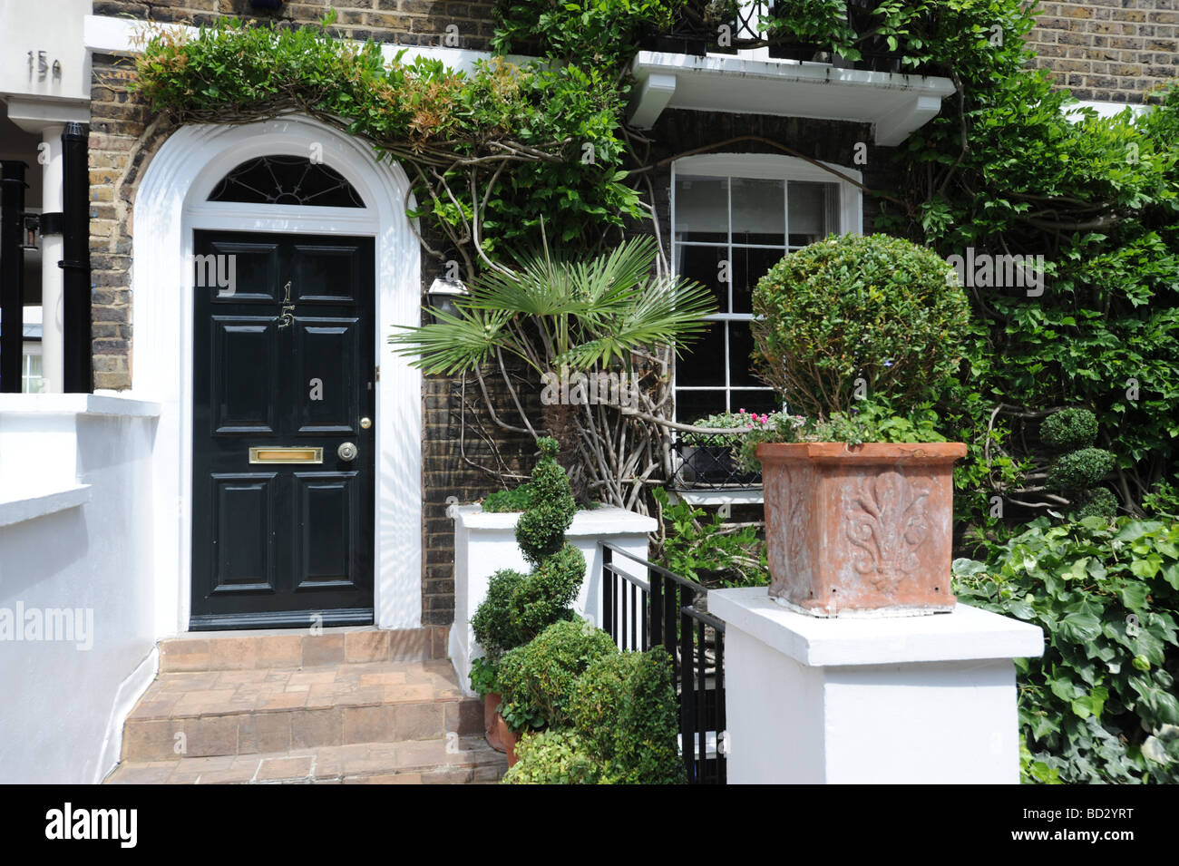Elegante Haustüren direkt an der Kings Road Chelsea London Stockfoto