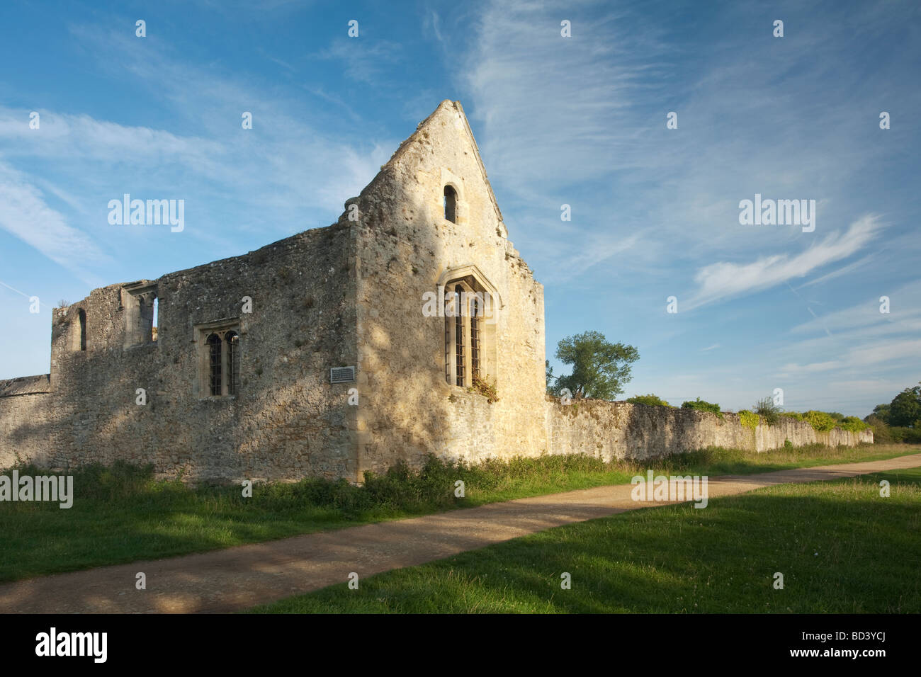 Die Ruinen von Godstow Abbey am Ufer der Themse in Oxford Uk Stockfoto
