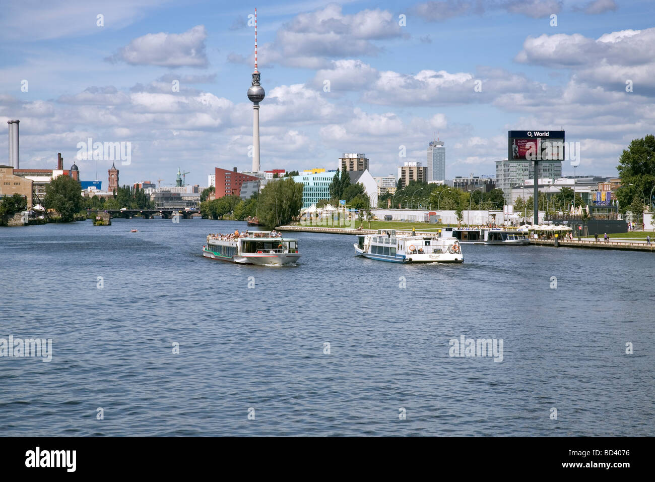 Fluss Spree von Oberbaumbruecke, Berlin, Deutschland Stockfoto