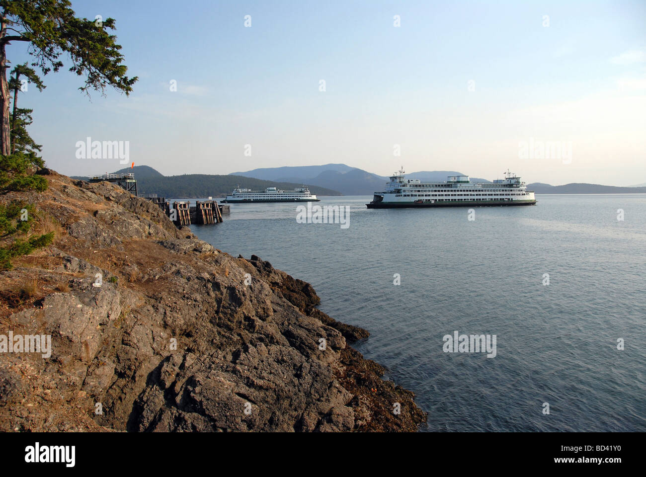 Washington State Ferries Andocken an Lopez Island, San Juan Islands, Washington, USA Stockfoto