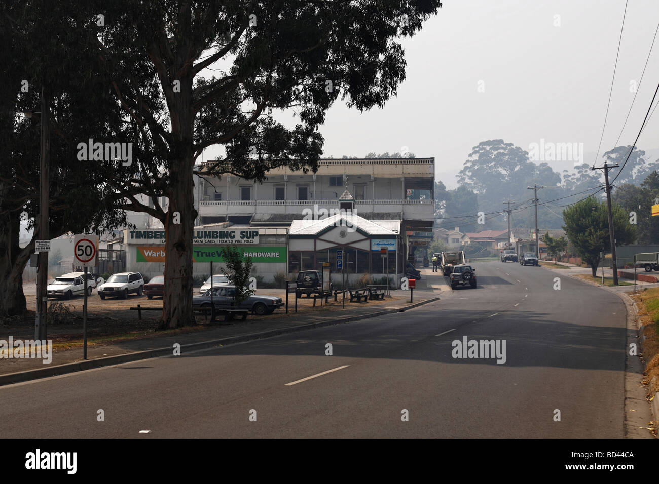 Bushfire Rauch in der australischen Land Stadt von Warburton Victoria Australia Stockfoto
