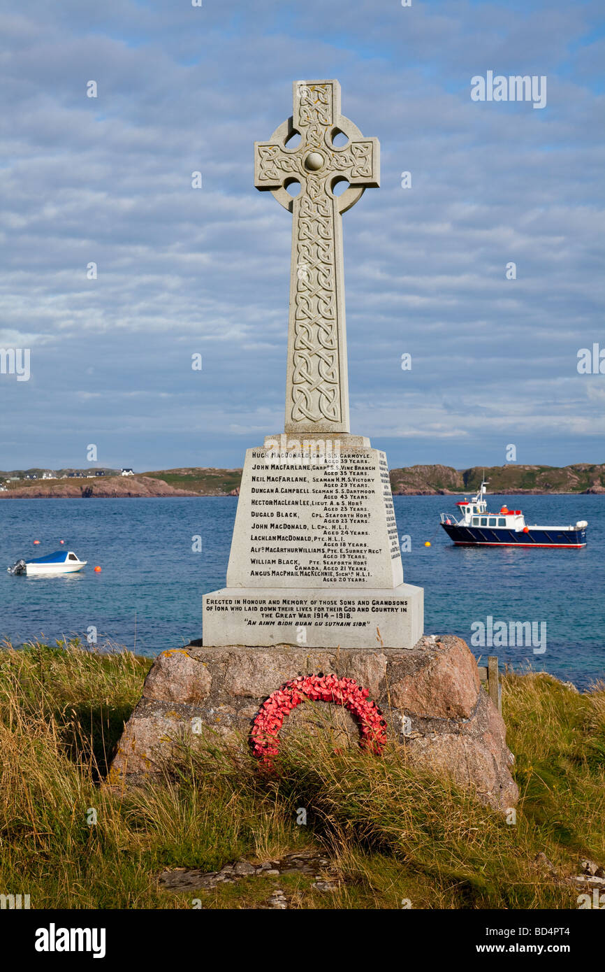 Keltisches Kreuz Kriegerdenkmal auf den Inneren Hebriden Insel Iona, Argyll, Schottland Stockfoto