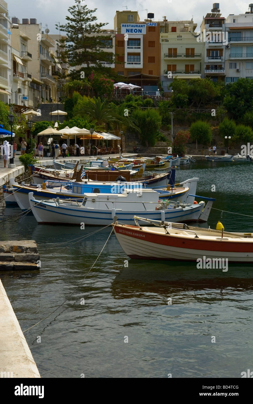 Boote auf See Überlieferung Agios Nikolaos Kreta Stockfoto