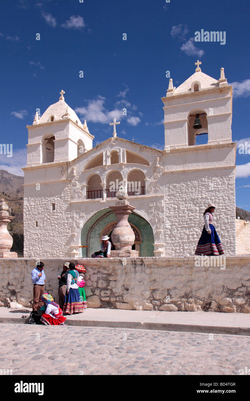 Kirche von Maca, in der Nähe von Colca Canyon, Peru, Südamerika Stockfoto