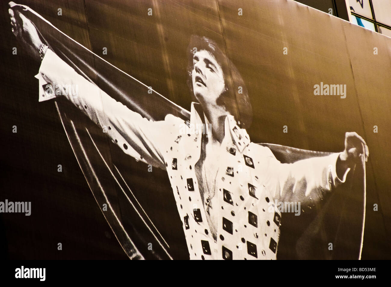 Große Elvis Presley Werbetafeln am Times Square, Manhattan, New York City, USA. Stockfoto