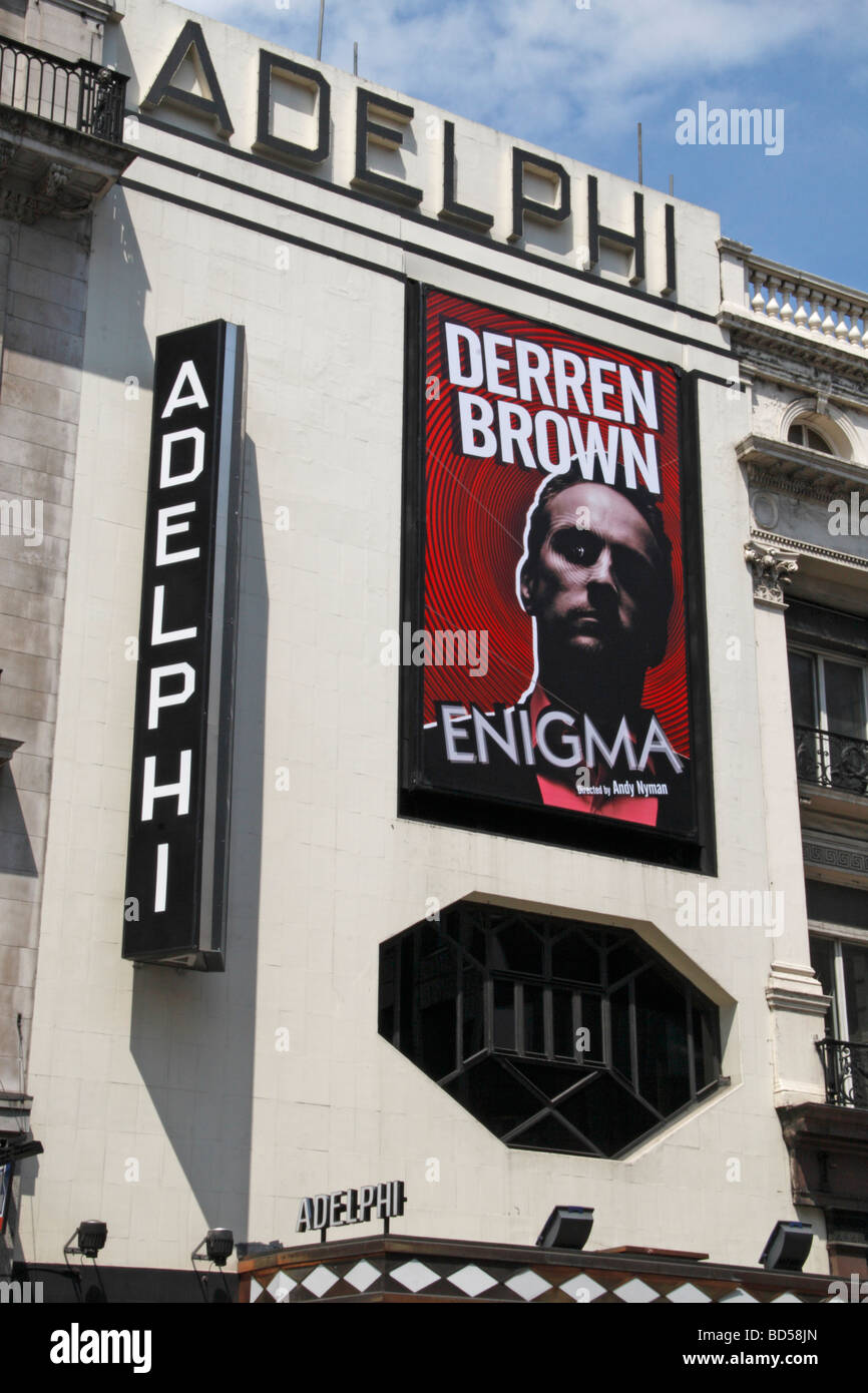 Die Vorderseite des Adelphi Theatre am Strand, London, UK.  Derren Brown, Illusionist, Sommer 2009. Stockfoto