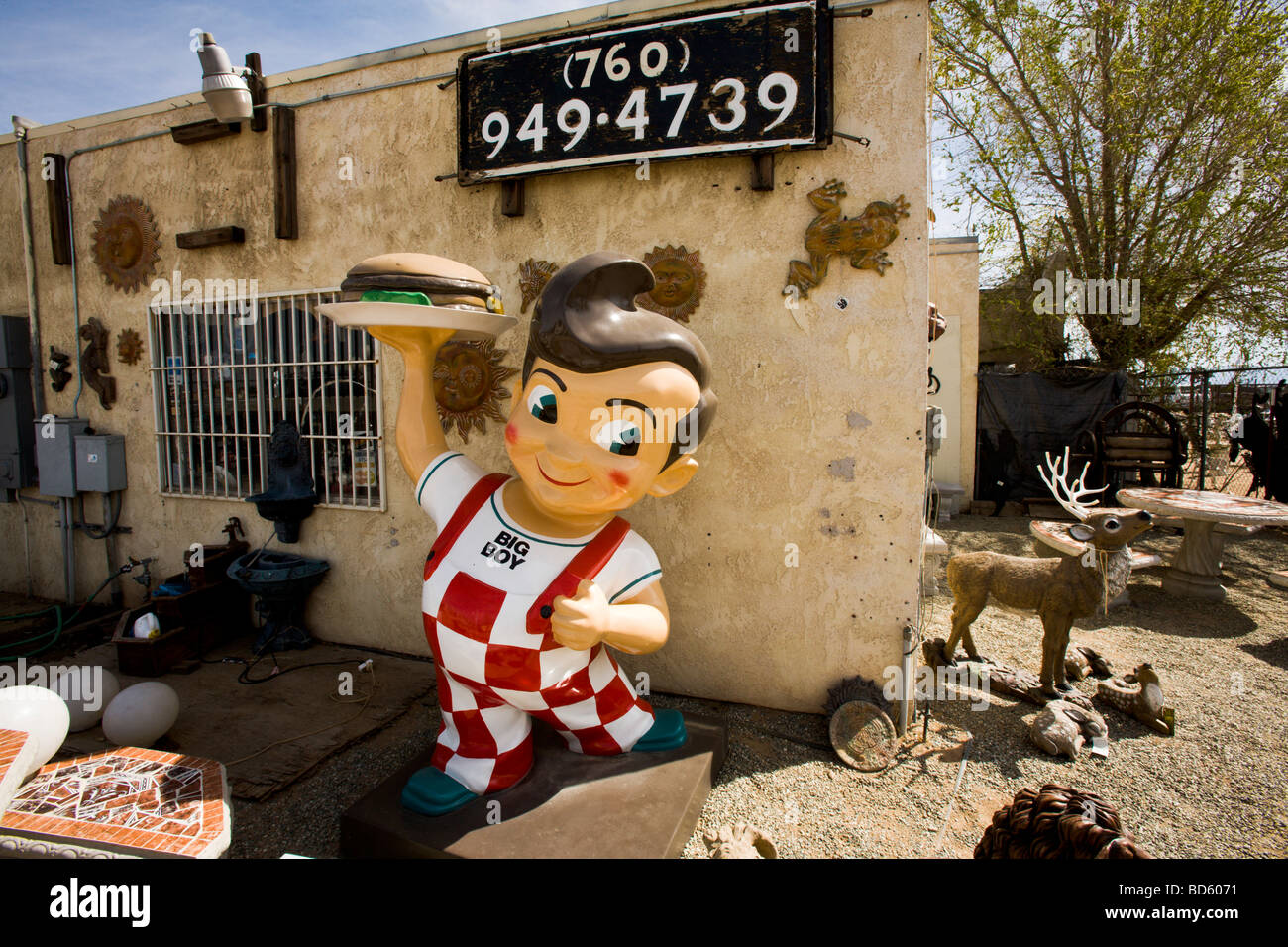 Bob's Big Boy Bildhauerei an einen Curio shop Hesperia California Vereinigte Staaten von Amerika Stockfoto