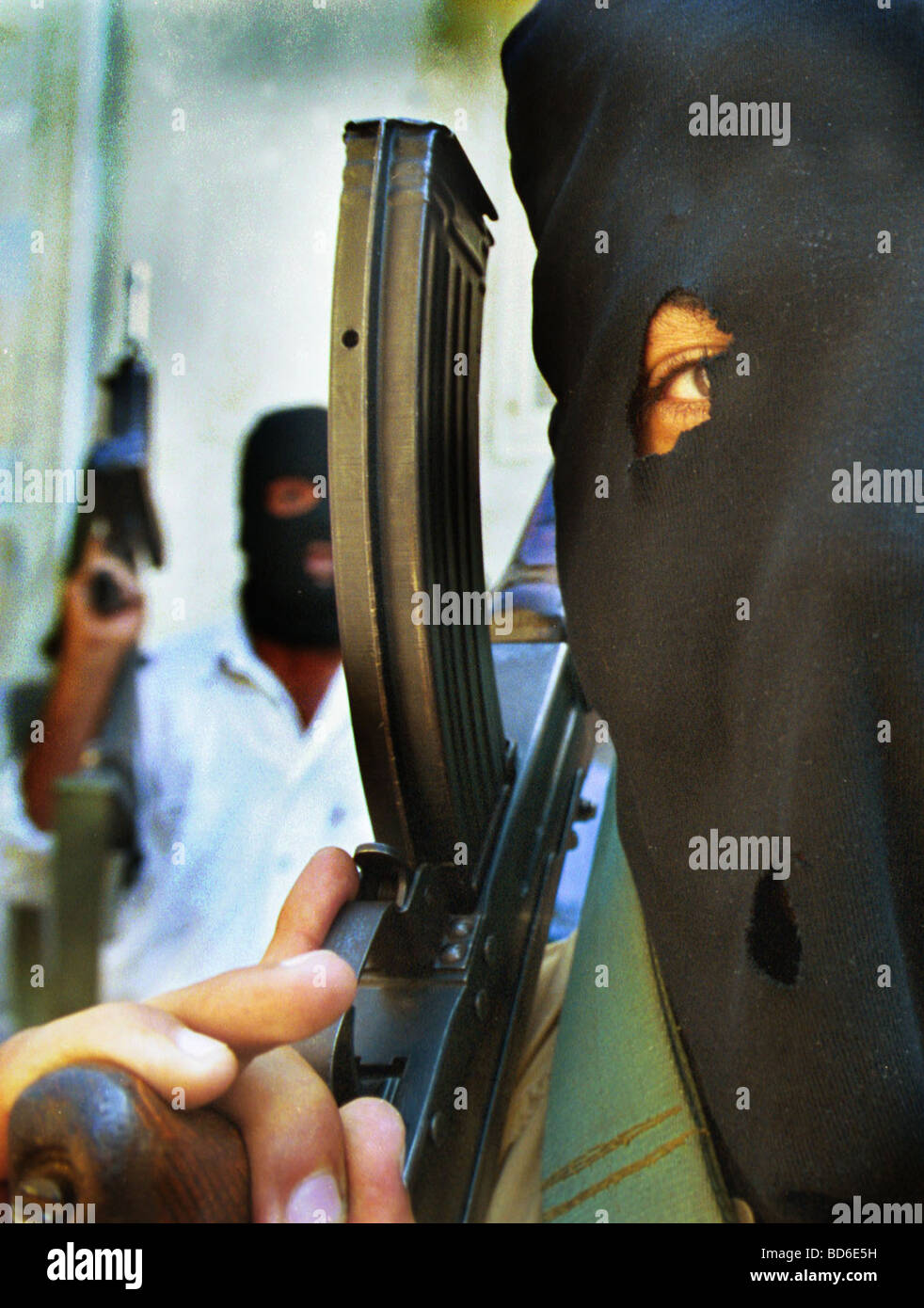 Palästinensische Hamas Anhänger Anzeige in einer Demonstration der Stärke zu einem Protest in Gaza Montag, 16. Oktober 2000 viele Palästinenser sind wütend Stockfoto